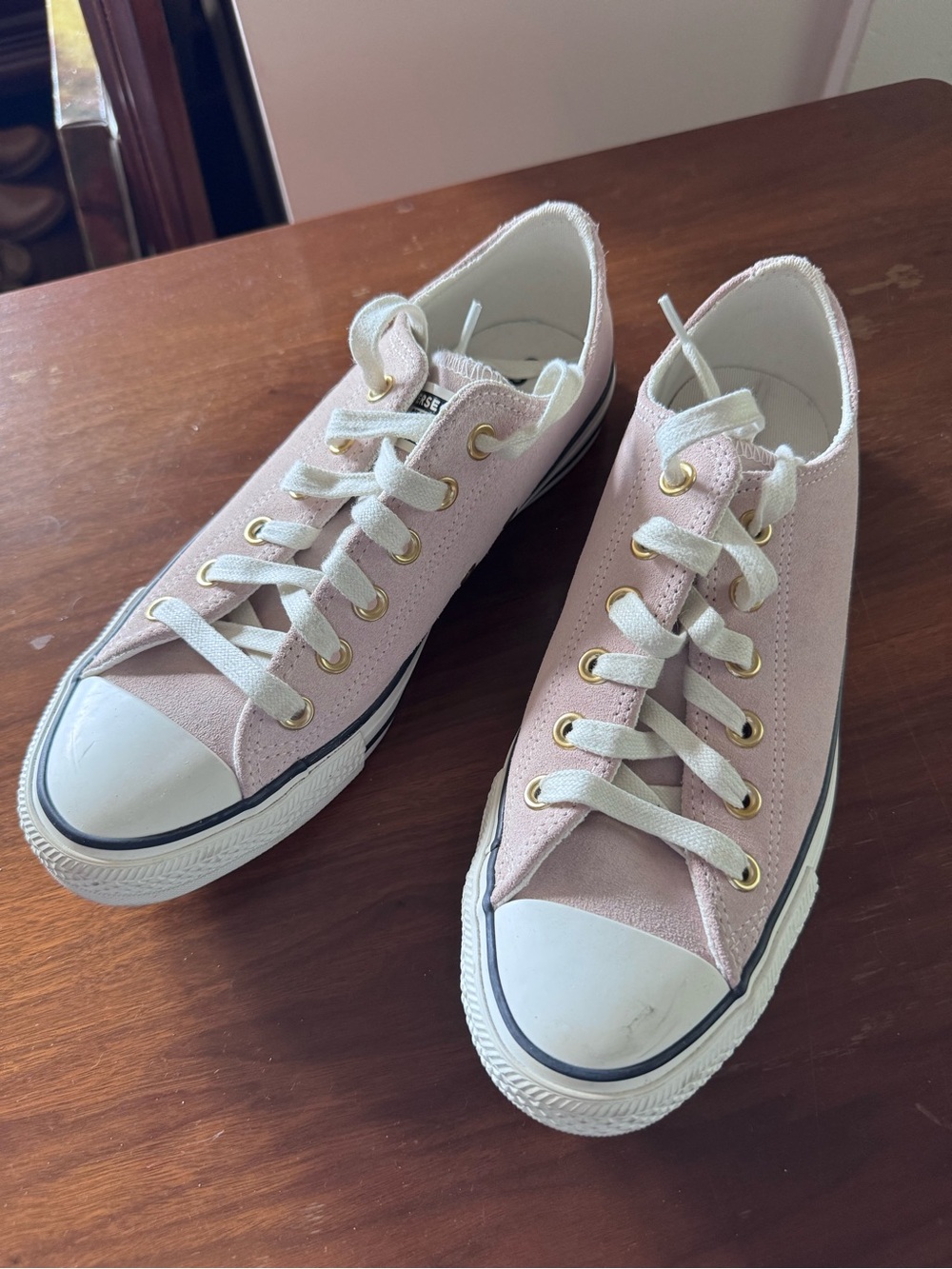 Converse Low-Top Sneakers in Pale Pink with White Toe